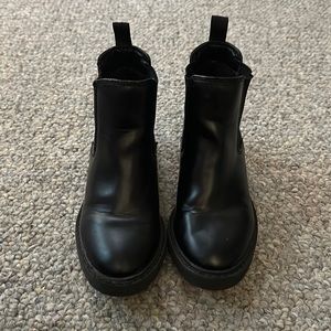Girls black boots GAP